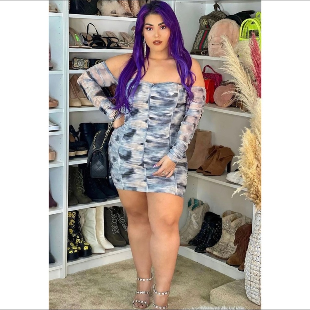 Skylar Ruched Mini Dress - Picture 5 of 14